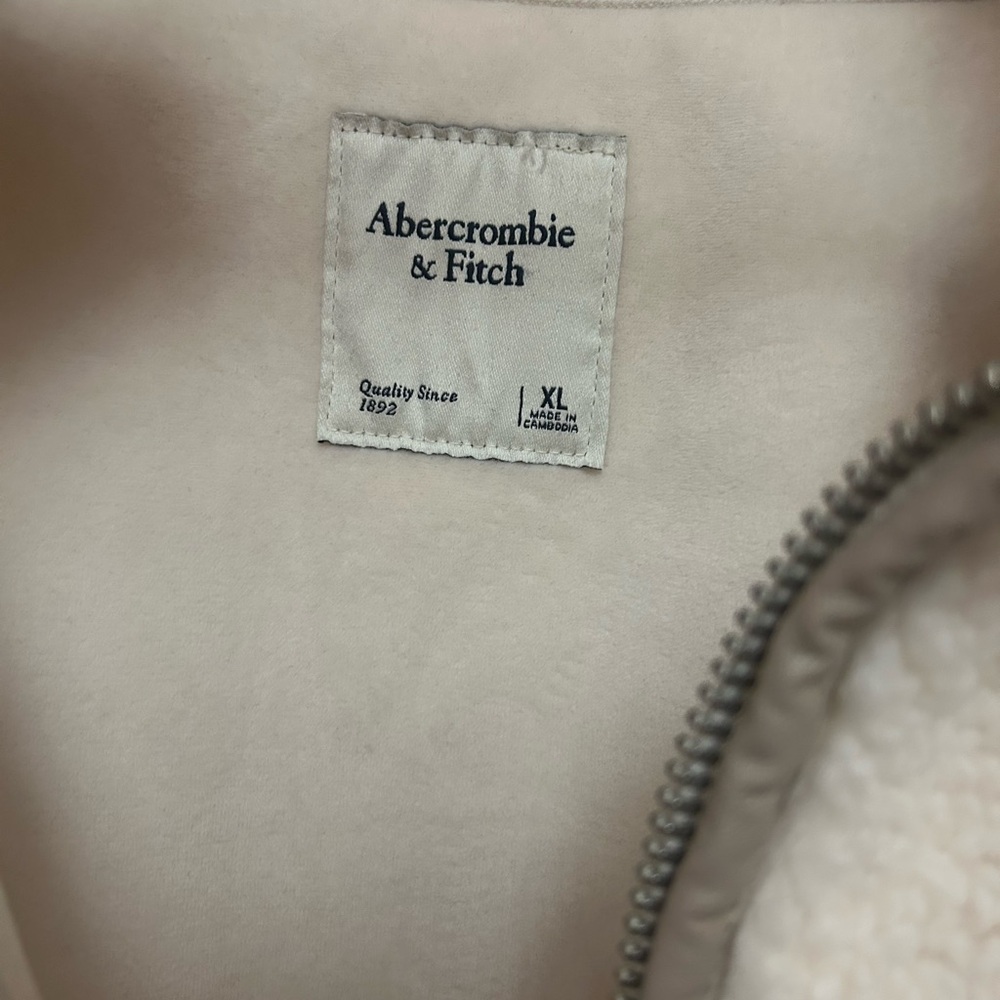 Abercrombie Cream Sherpa Jacket - Picture 3 of 4